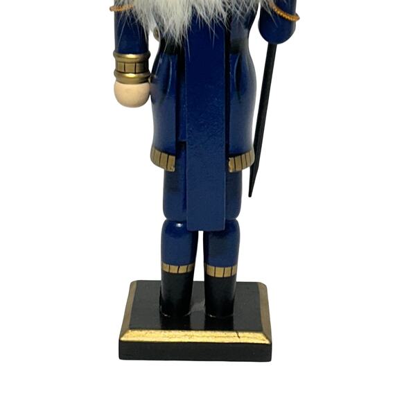 Nutcracker Village Vintage Old World Soldier 1997 9” Holiday Christmas Nostalgic - Picture 5 of 9